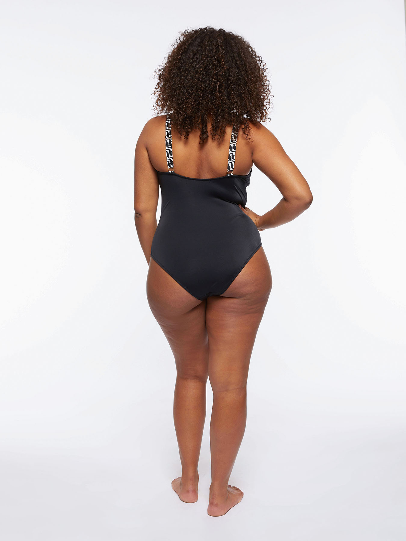 Costume intero con incrocio davanti image number 1