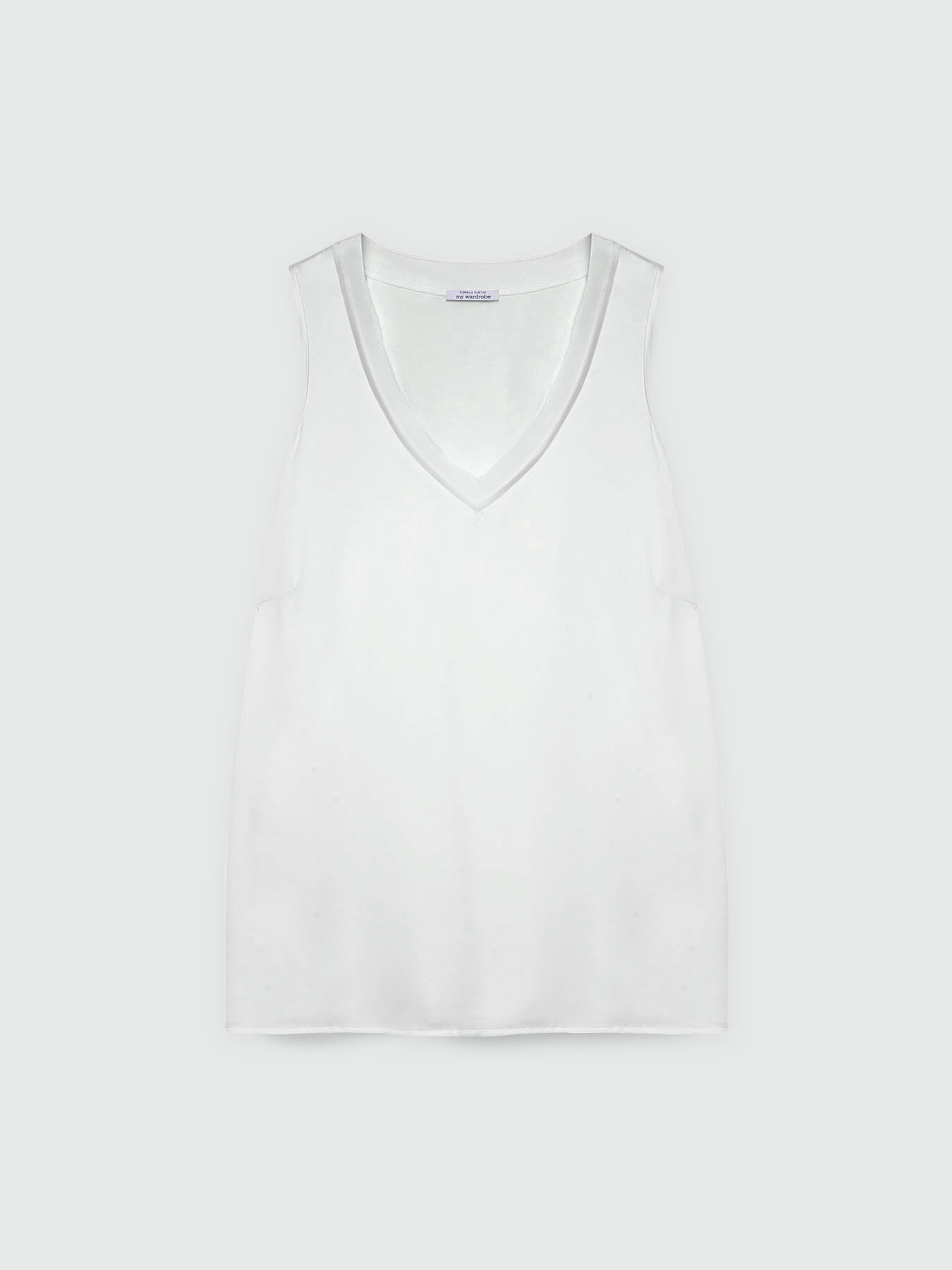 Top &agrave; col en V en deux tissus image number 3