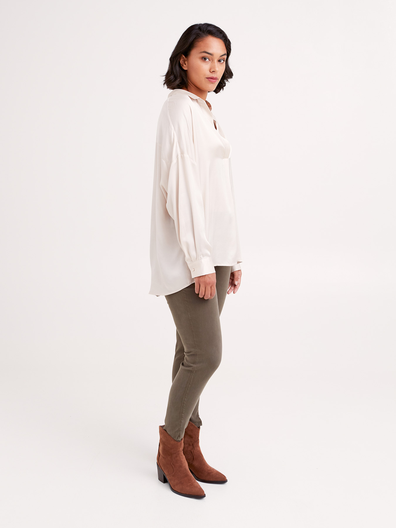 Colour denim jeggings image number 1