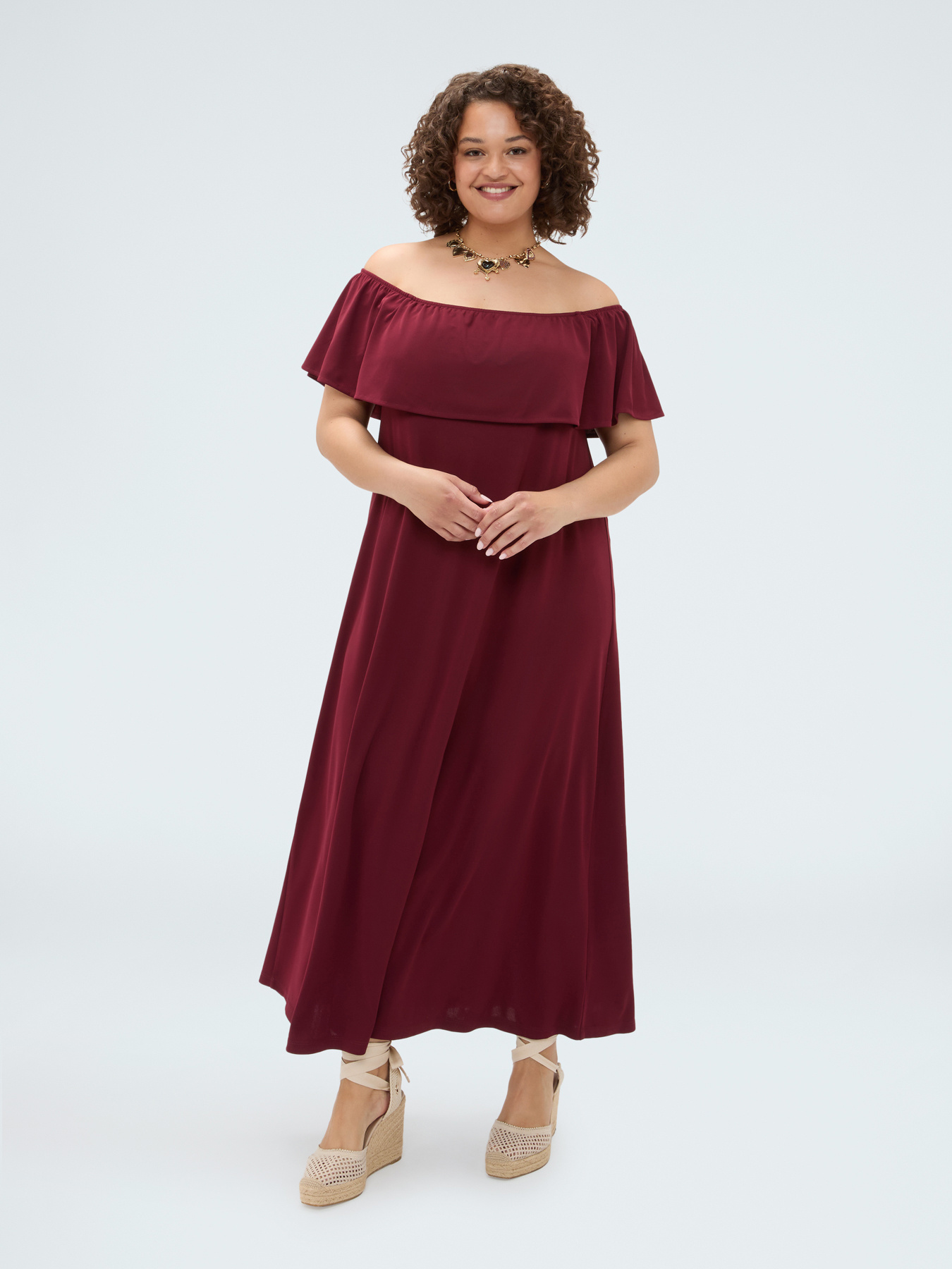Robe longue Chill &agrave; &eacute;paules d&eacute;nud&eacute;es avec volants image number 2