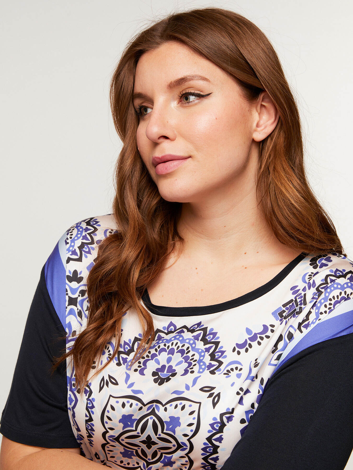 T-shirt &agrave; imprim&eacute; bandana image number 2