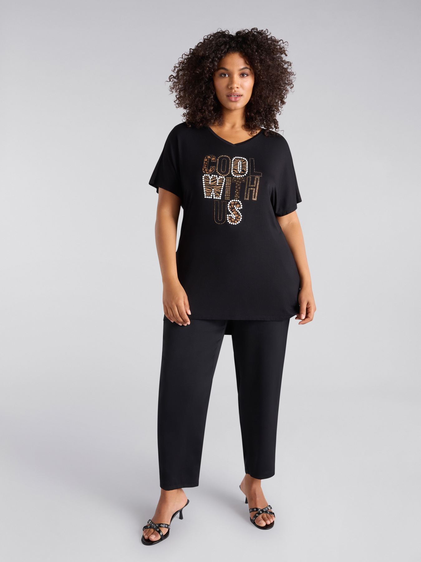 Oversized T-shirt with lettering image number 0