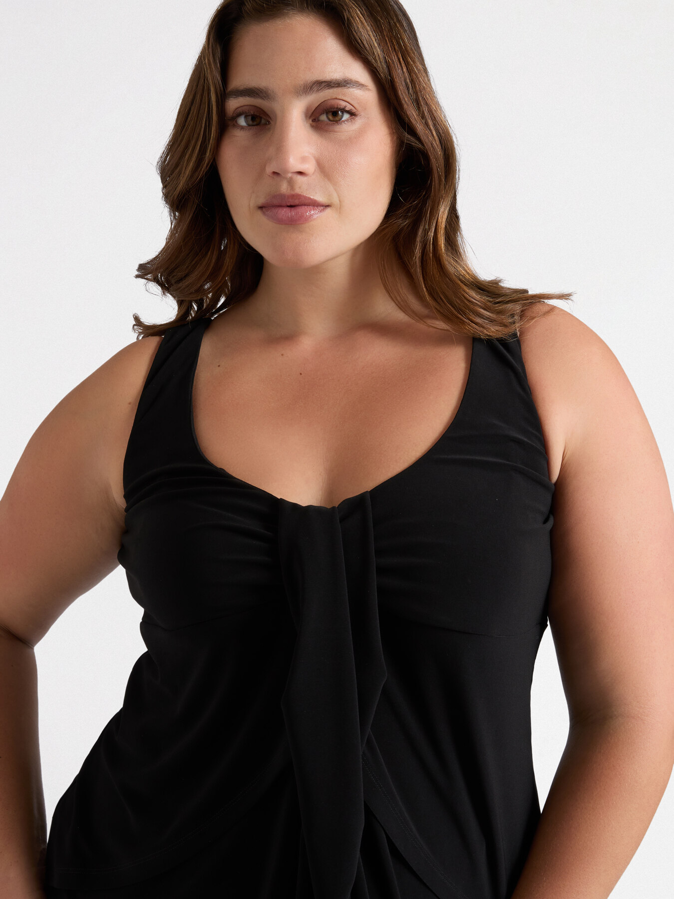 Top with front knot image number 3