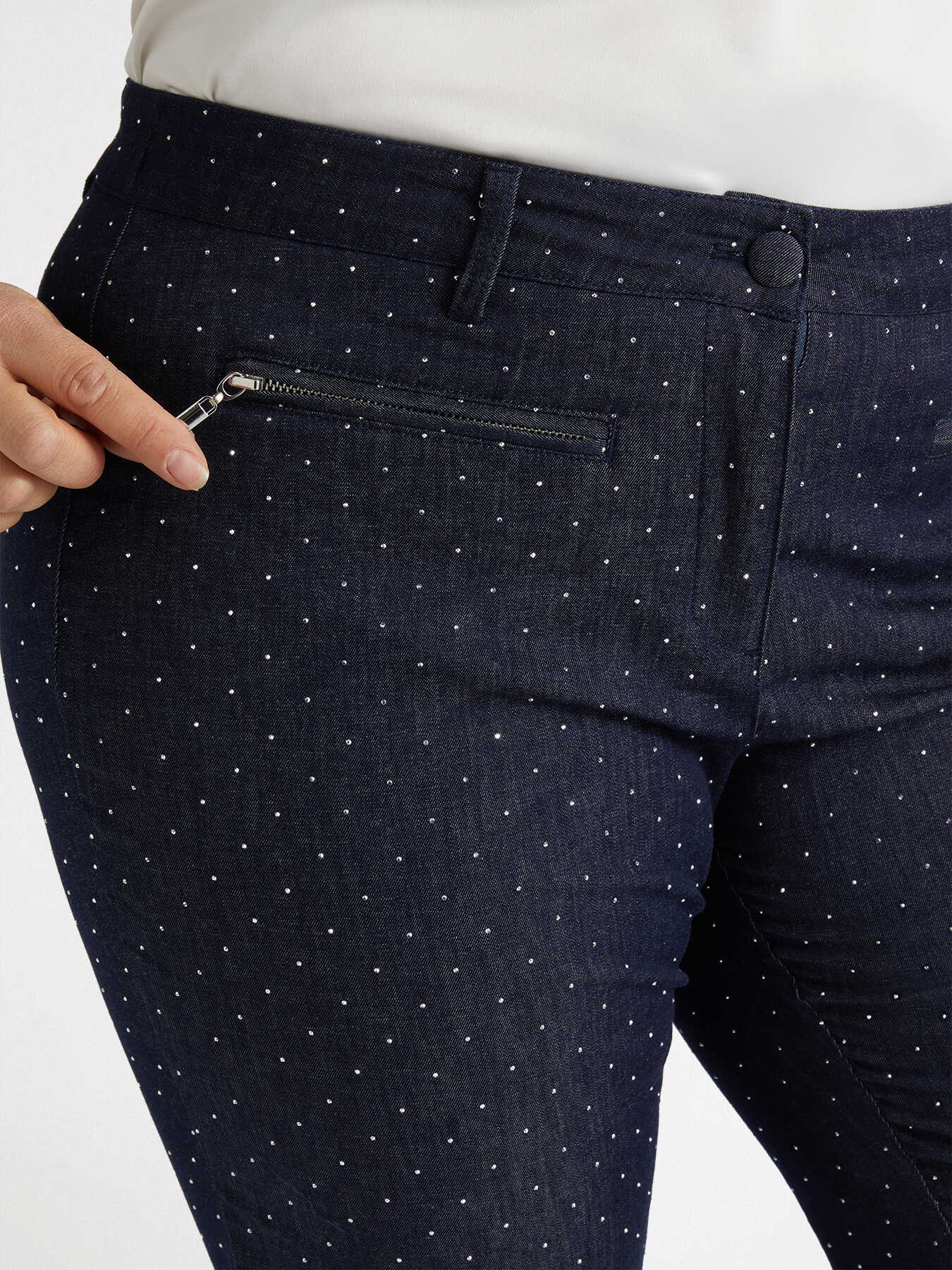 Jeans cropped con punti luce image number 3