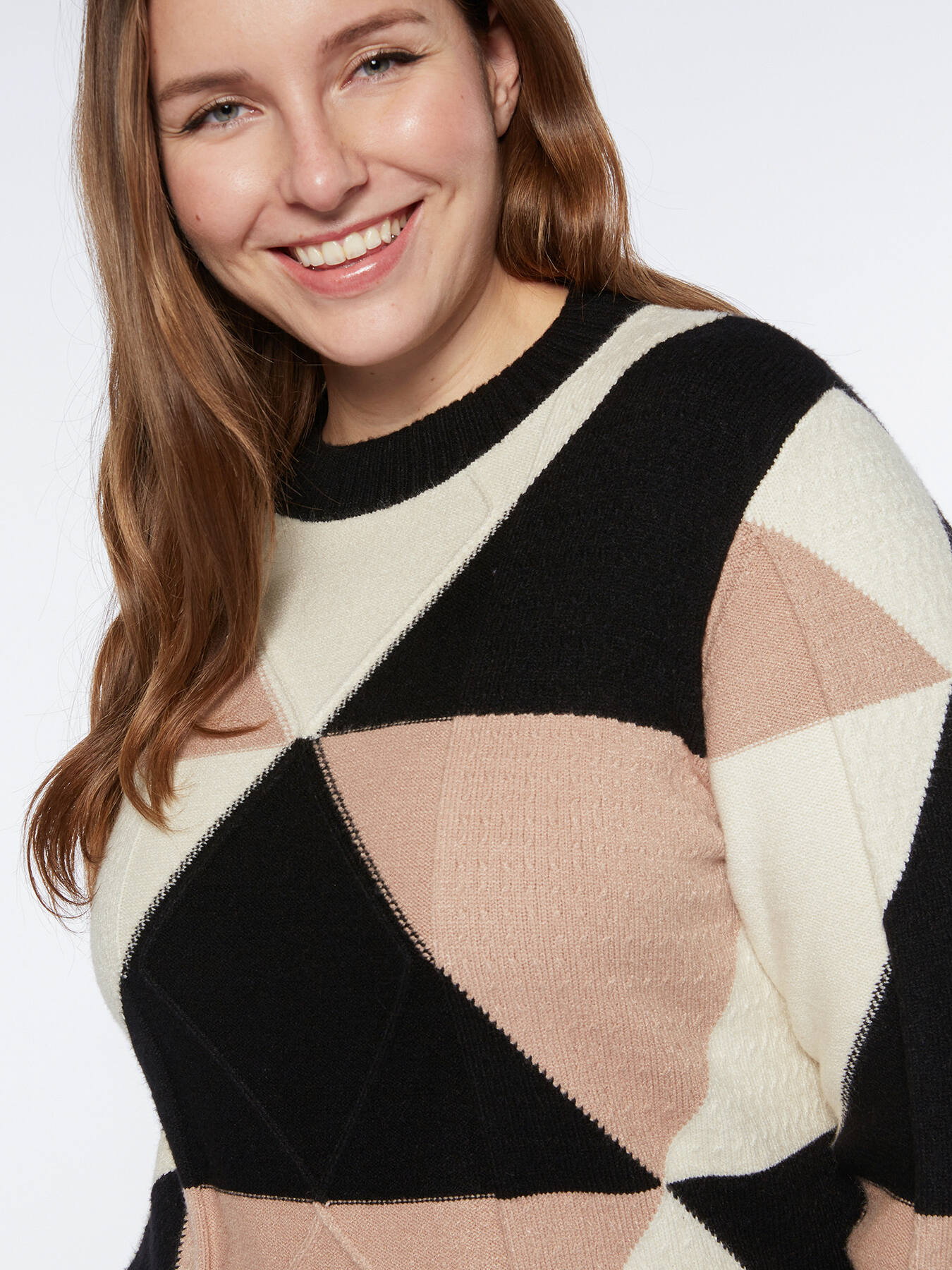 Maglia con intarsi geometrici image number 2